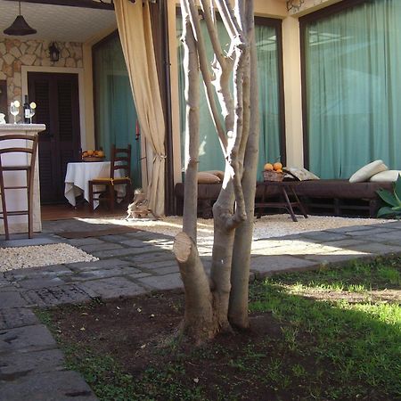 Villa Singola -Sole-Luna-Casavilladusoleil Ачиреале Экстерьер фото