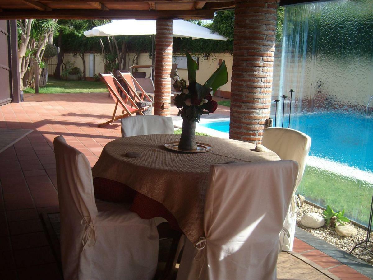 Villa Singola -Sole-Luna-Casavilladusoleil Ачиреале Экстерьер фото