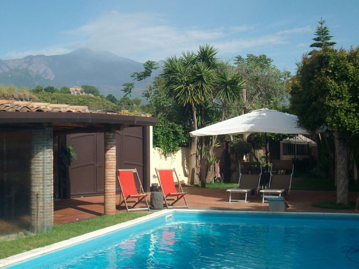 Villa Singola -Sole-Luna-Casavilladusoleil Ачиреале Экстерьер фото